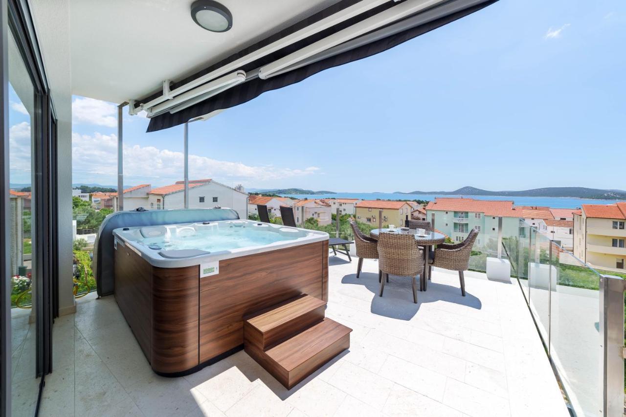 Villa Aliara Jacuzzi Apartment Vodice Exterior foto